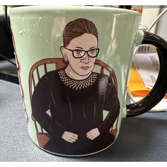 The Unemployed Philosophers Guild Ruth Bader Ginsburg Transforming Mug 2019 New - Picture 1 of 8